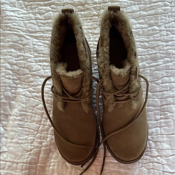 UGG Women's Classic Femme Lace Bootie Chestnut Black Hickory Sz 9 - Picture 8 of 8